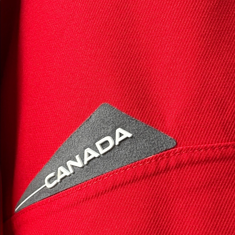 Vancouver 2010 Olympics Sunice CTV red/grey removable hood jacket EUC - Picture 5 of 15
